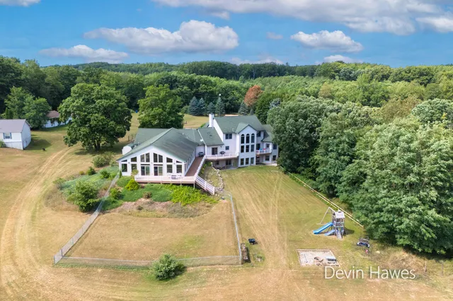 $1,200,000 | 8565 West Cannonsville Road, Lakeview, MI 48850