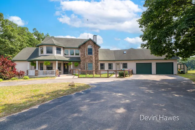 $1,200,000 | 8565 West Cannonsville Road, Lakeview, MI 48850