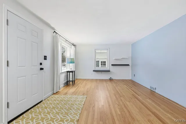 $189,900 | 509 Bronson Road, Geddes, NY 13219