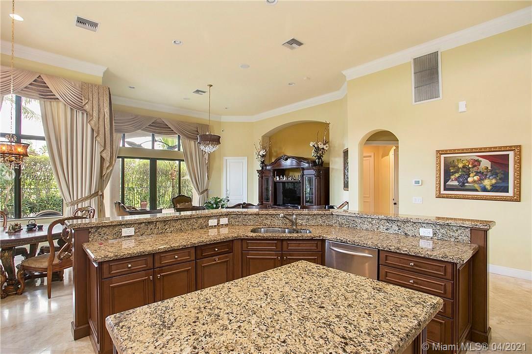 17946 Lake Azure Way Boca Raton, FL 33496 - Photo 8 of 30
