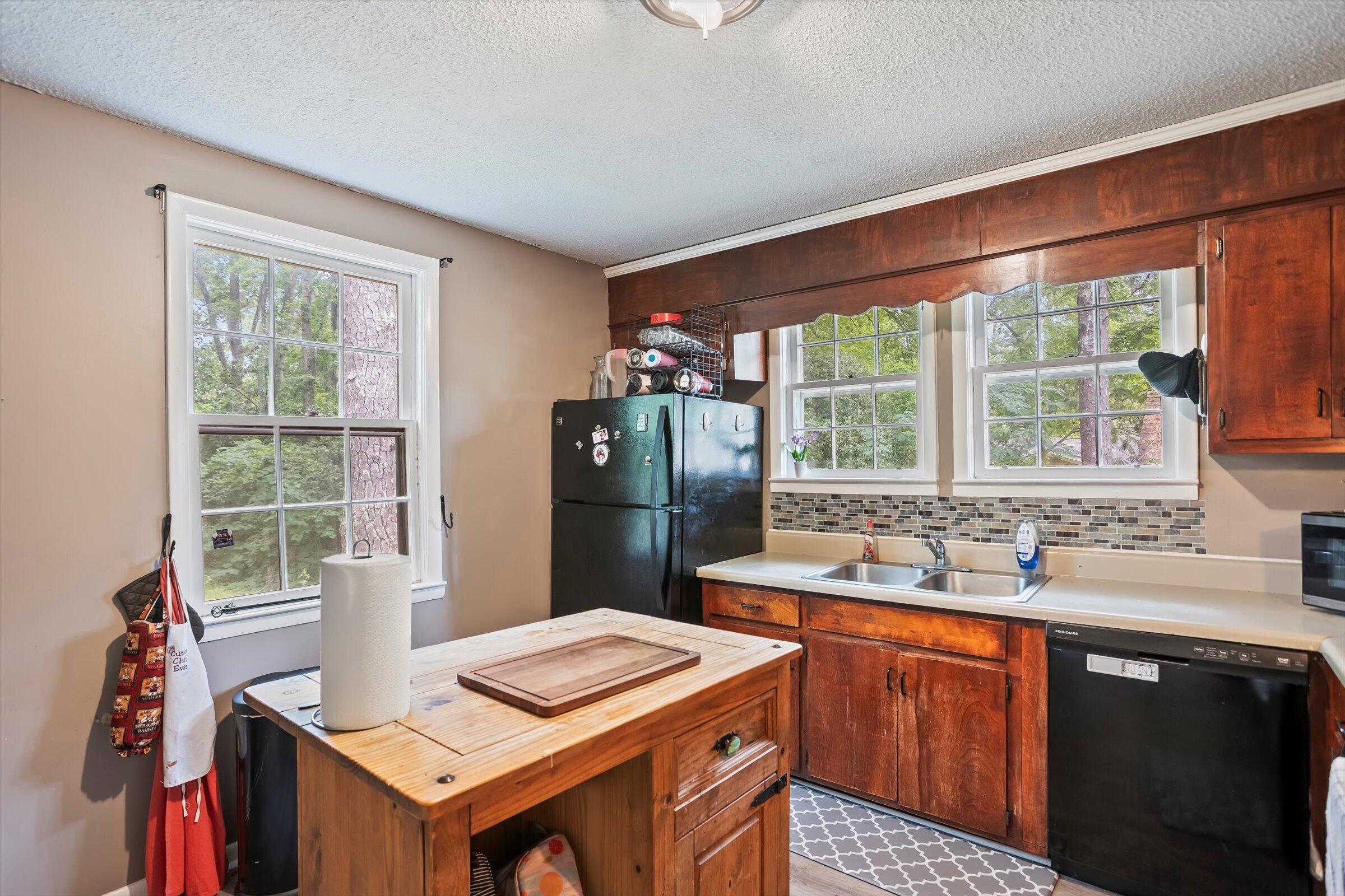520 Central Road Thomson, GA 30824 - Photo 3 of 28 13-4G7A9410