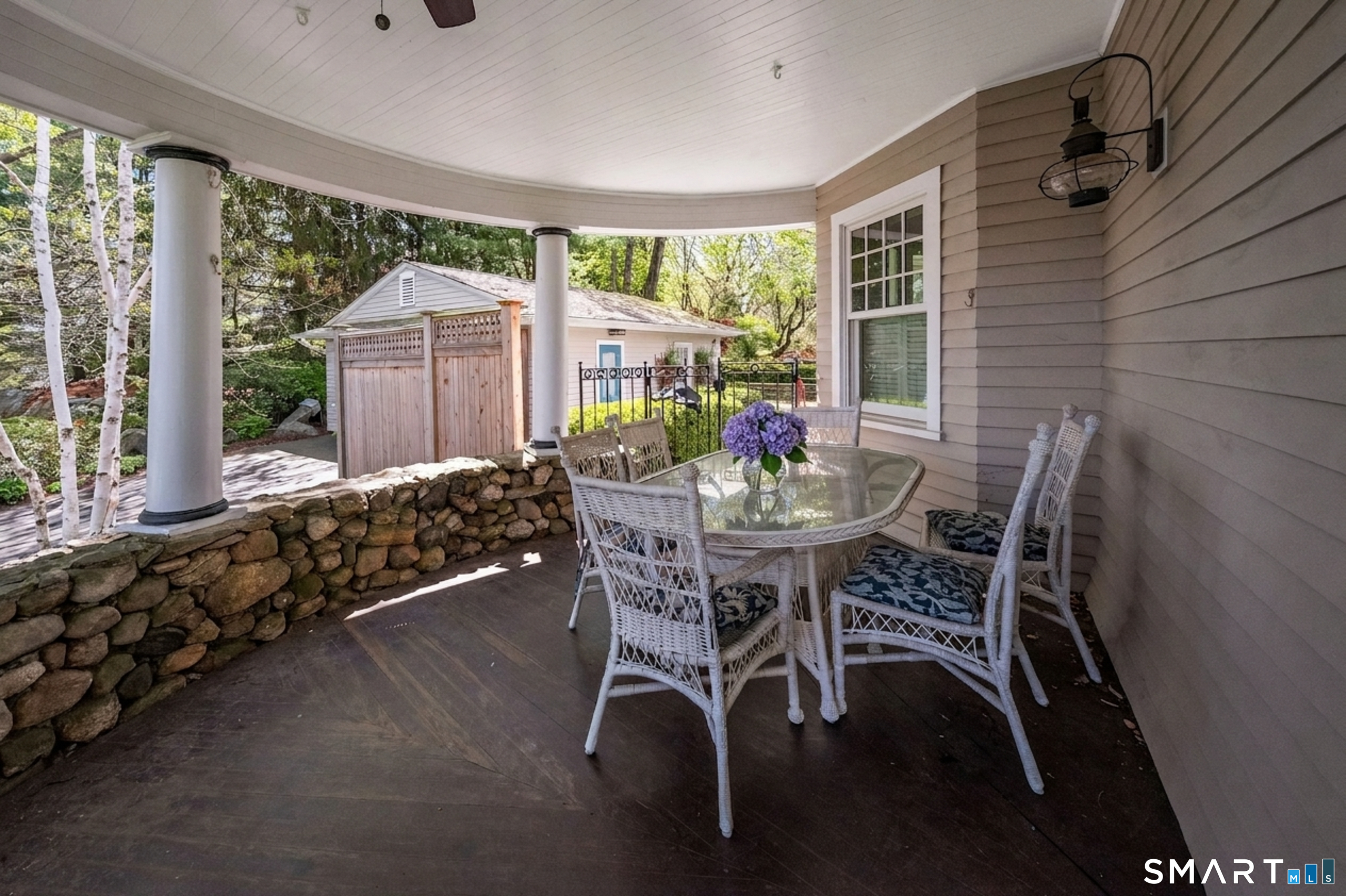 880 Boston Post Road Madison, CT 06443 - Photo 9 of 40