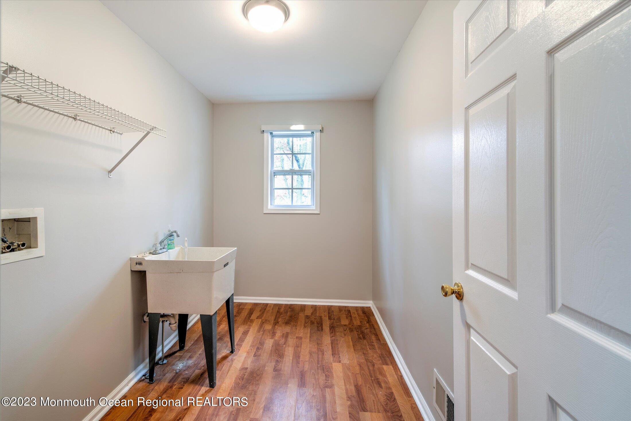 736 Pinehurst Road New Egypt, NJ 08533 - Photo 18 of 39 22-LAUNDRY ROOM