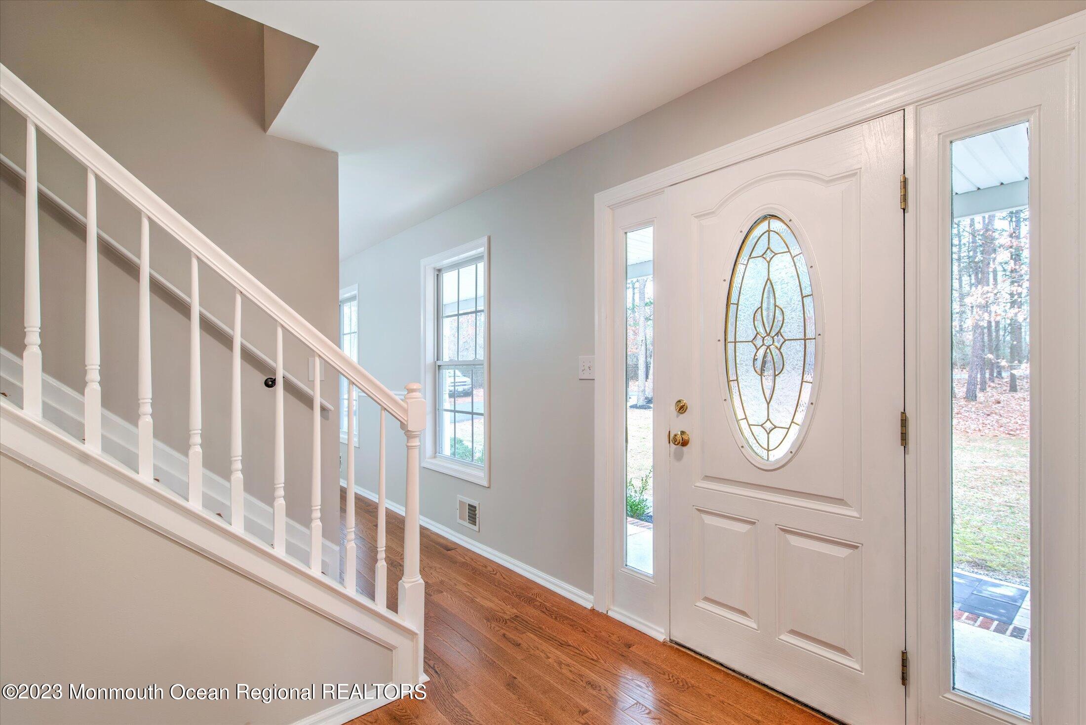 736 Pinehurst Road New Egypt, NJ 08533 - Photo 3 of 39 04-FOYER
