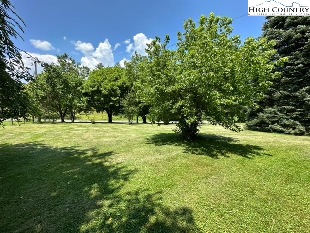 32 Stoneacres Lane Independence, VA 24348 - Photo 12 of 27