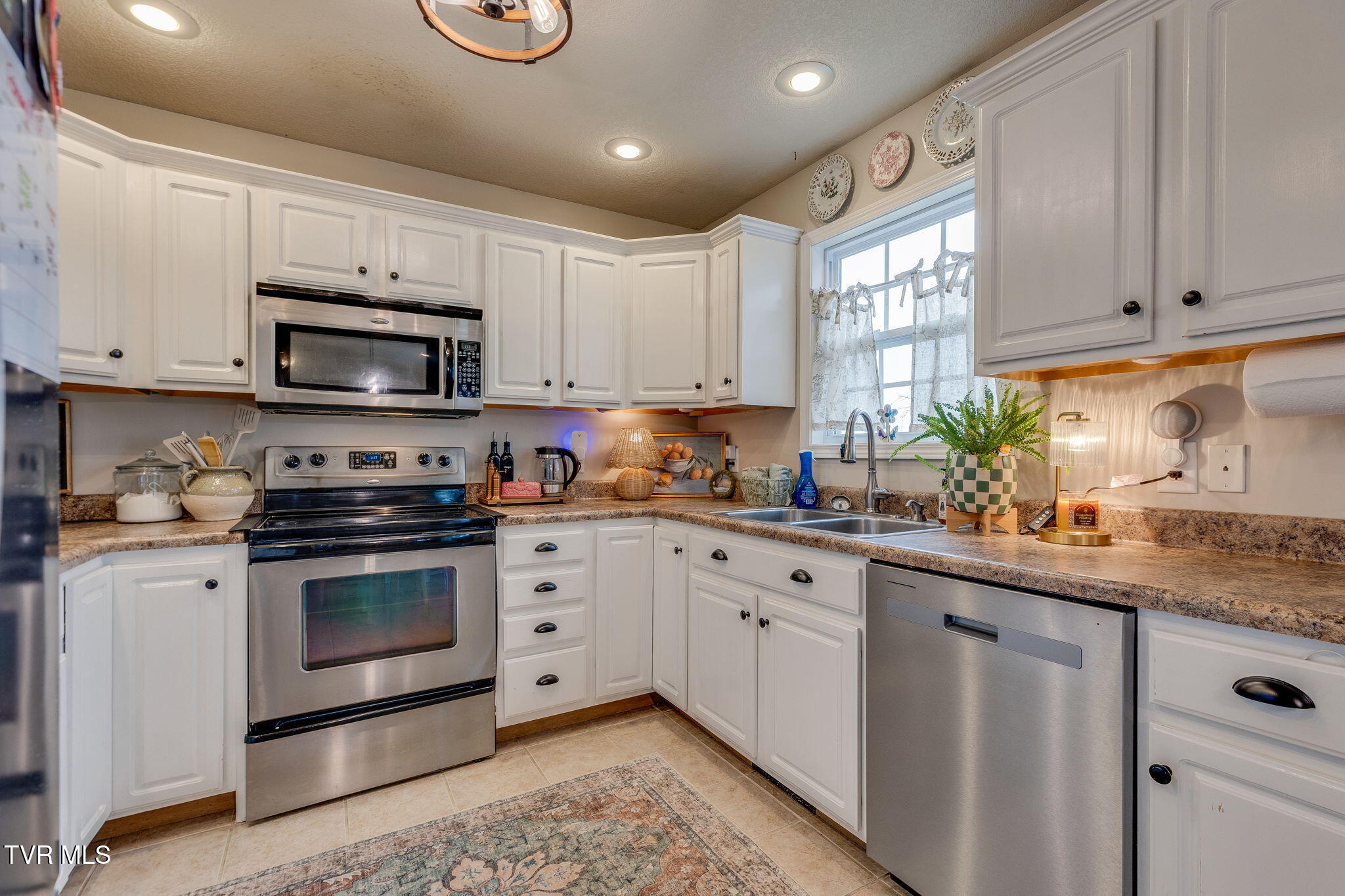 175 Argil Cox Road Jonesborough, TN 37659 - Photo 11 of 35 011
