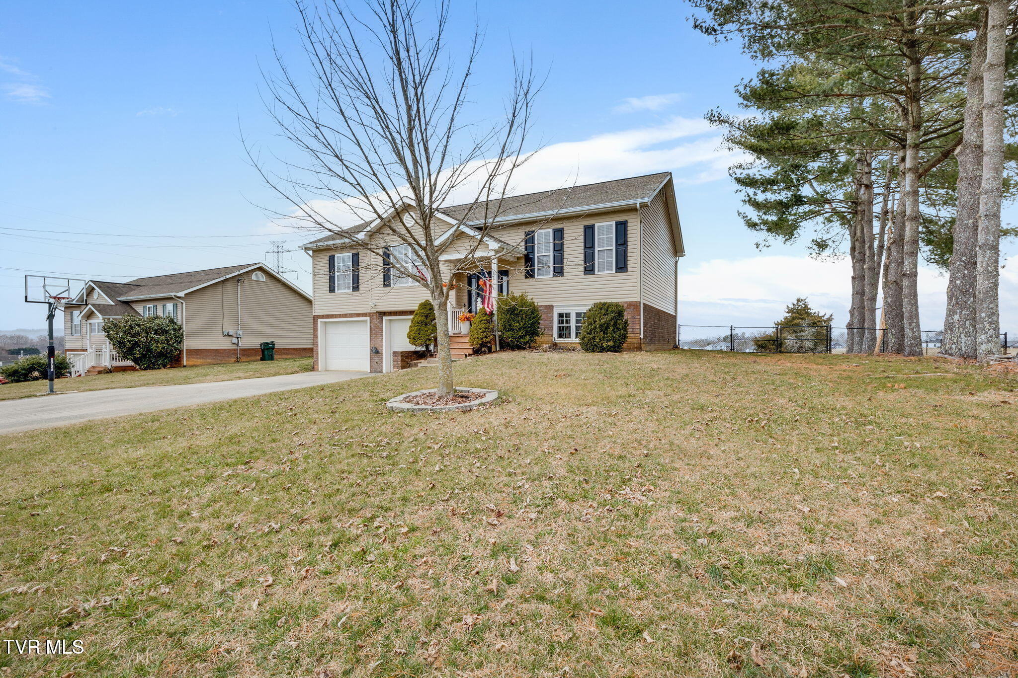 175 Argil Cox Road Jonesborough, TN 37659 - Photo 3 of 35 003