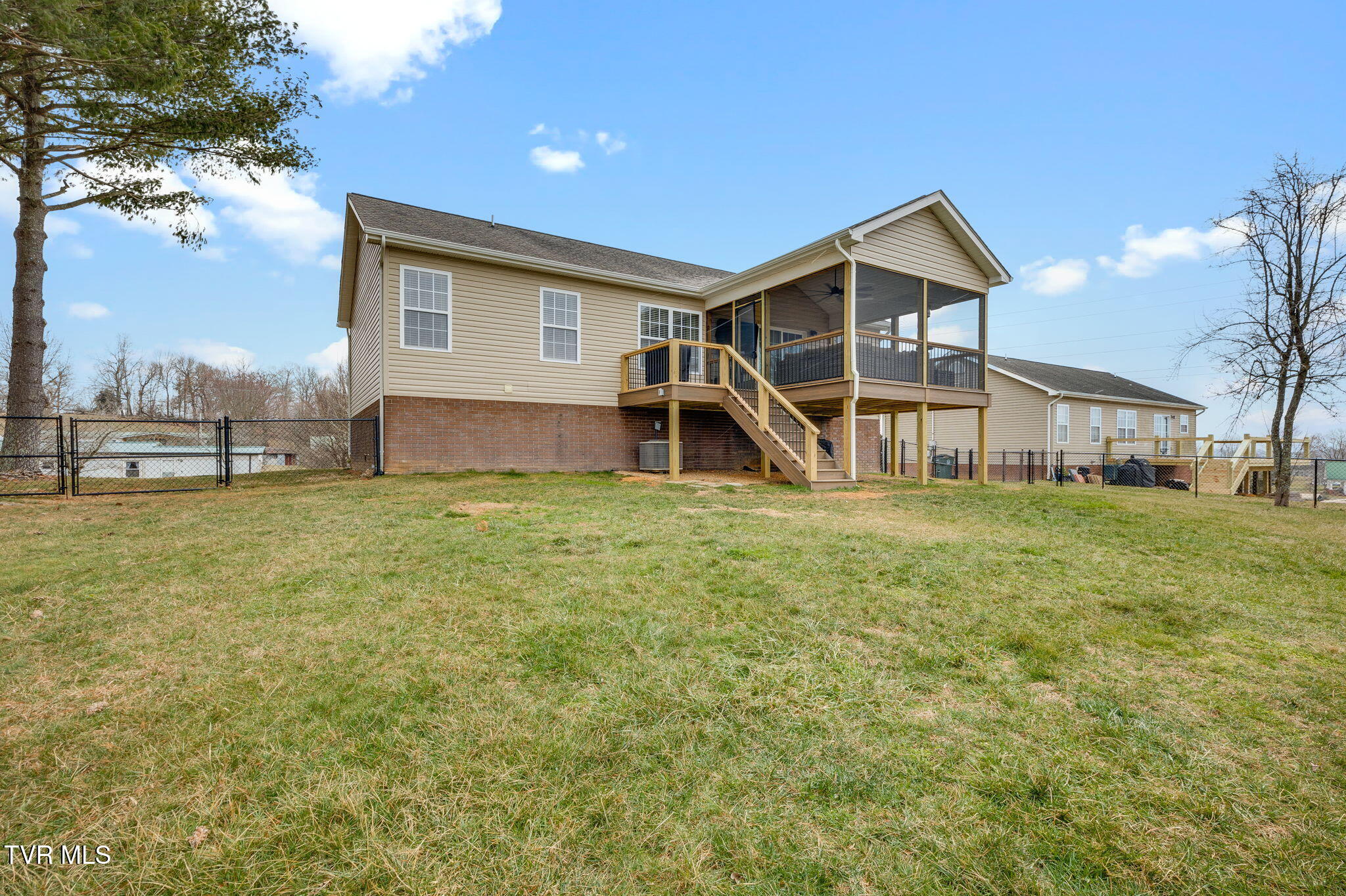 175 Argil Cox Road Jonesborough, TN 37659 - Photo 32 of 35 032