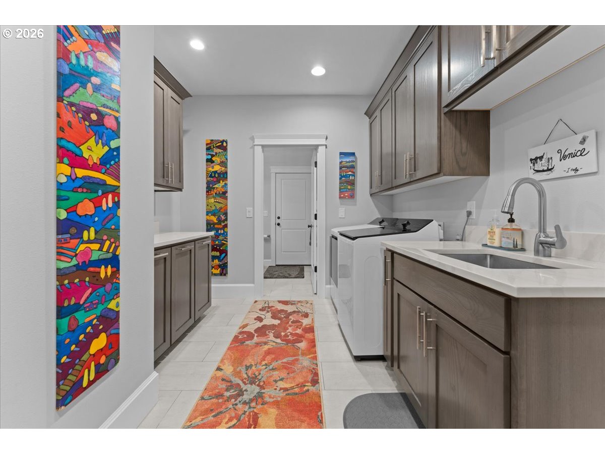 17465 South Abiqua Road Northeast Silverton, OR 97381 - Photo 26 of 47