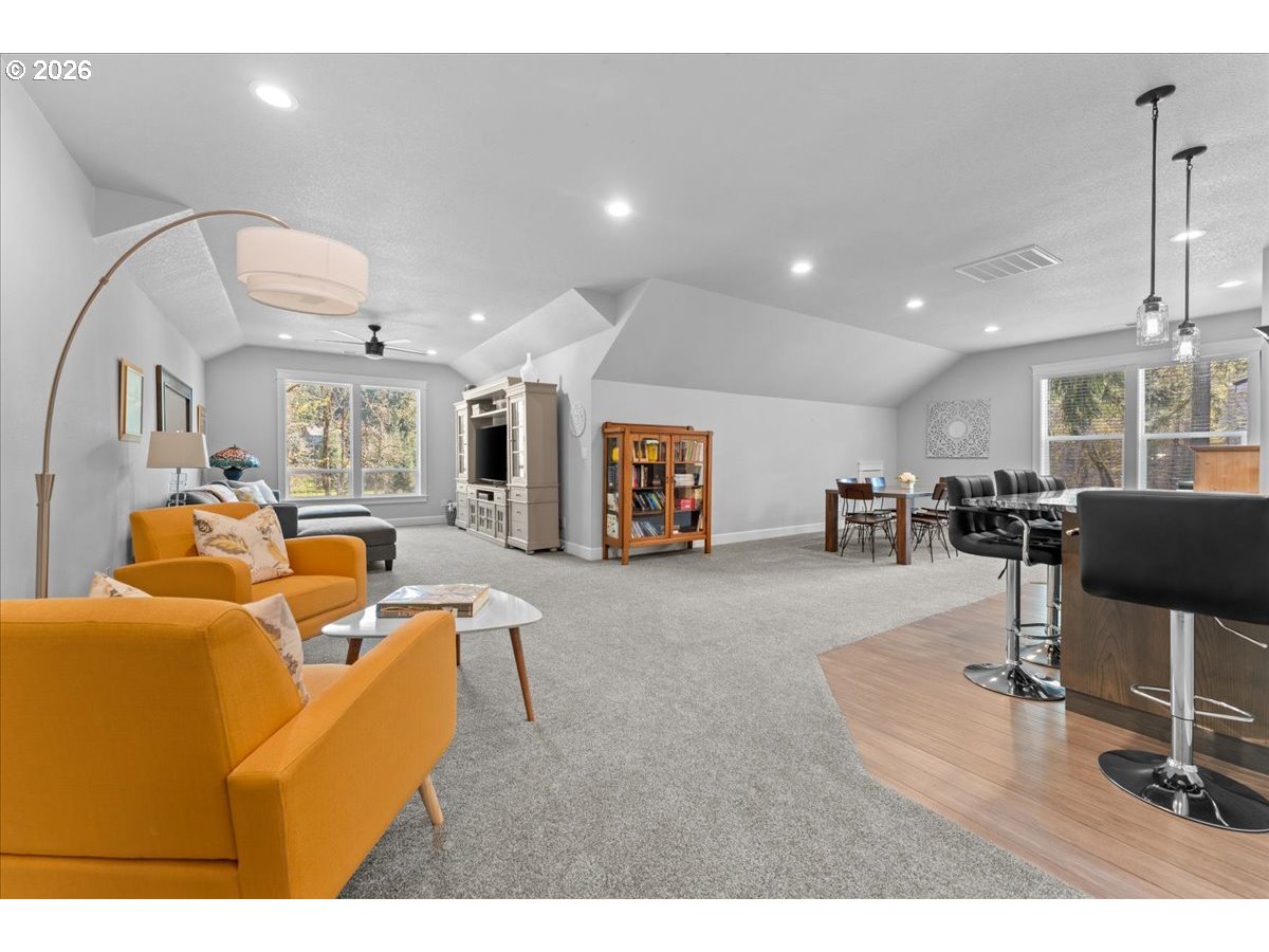 17465 South Abiqua Road Northeast Silverton, OR 97381 - Photo 28 of 47