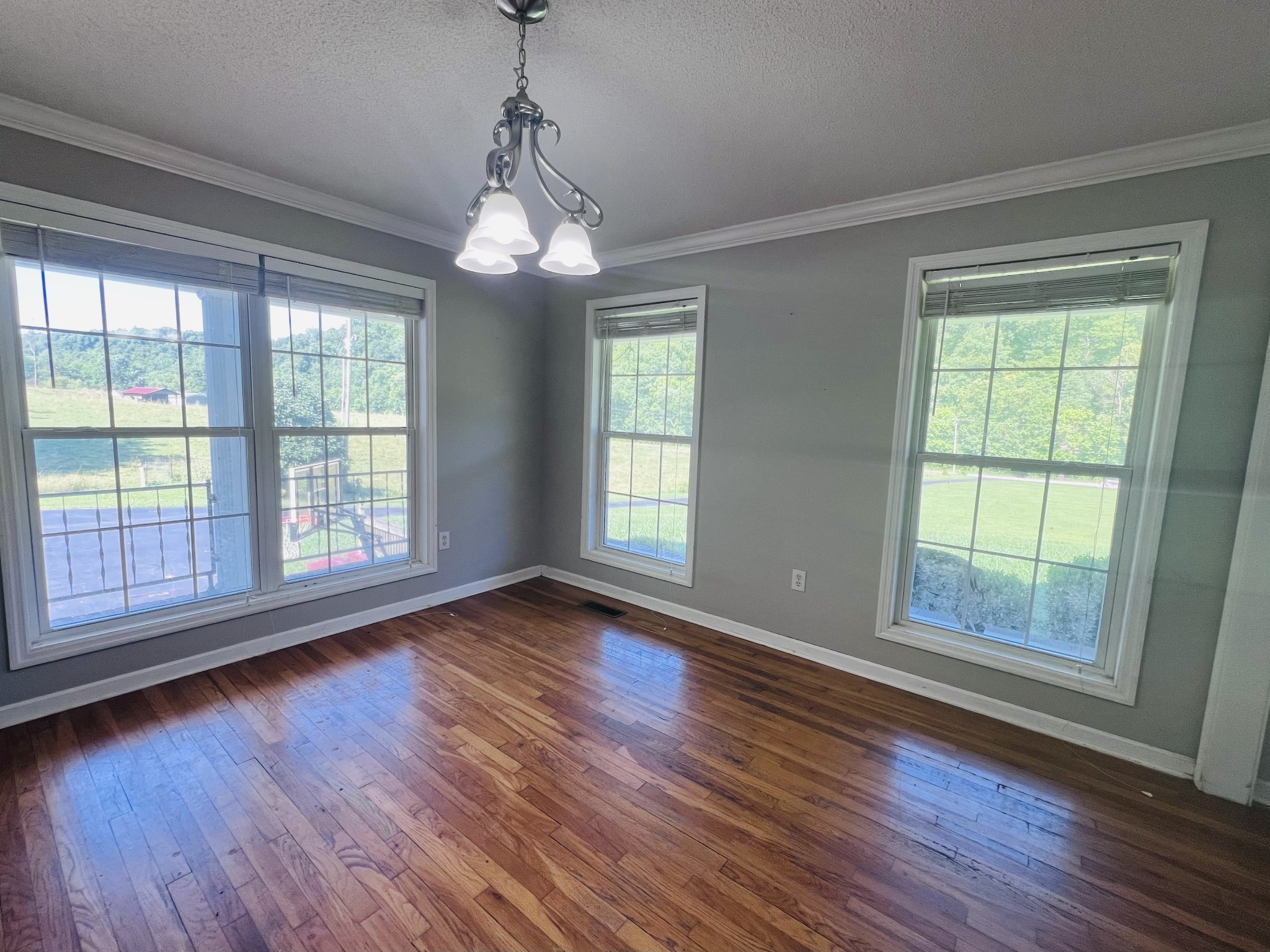 420 Long Branch Road Lawrenceburg, TN 38464 - Photo 7 of 18