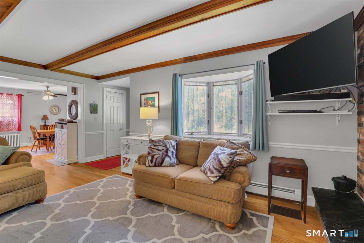 43 High Street Portland, CT 06480 - Photo 5 of 33 Gallery Image 5