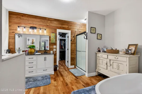 $425,000 | 445 Live Oak Drive, Lucedale, MS 39452