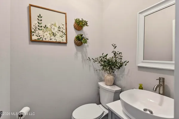 $425,000 | 445 Live Oak Drive, Lucedale, MS 39452