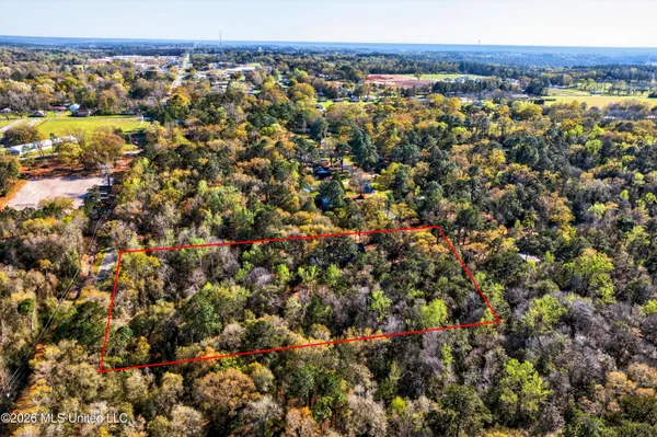 $425,000 | 445 Live Oak Drive, Lucedale, MS 39452