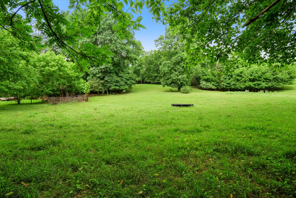 7395 Valley Road Fairview, TN 37062 - Photo 3 of 34