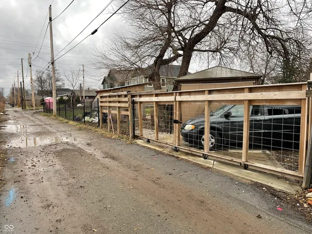 $825,000 | 2814-2830 Ruckle Street, Indianapolis, IN 46205