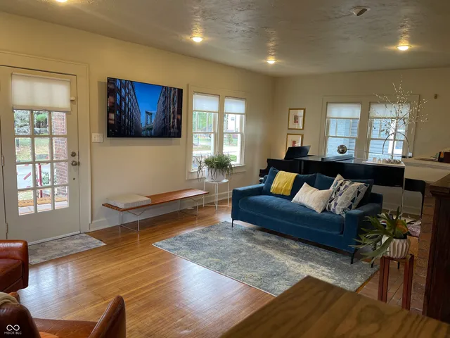 $825,000 | 2814-2830 Ruckle Street, Indianapolis, IN 46205