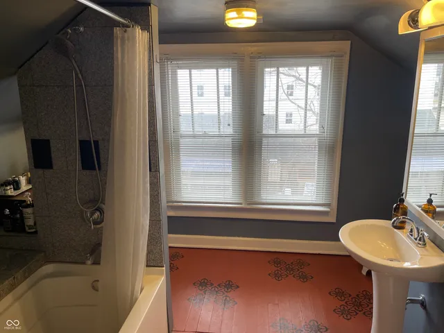 $825,000 | 2814-2830 Ruckle Street, Indianapolis, IN 46205