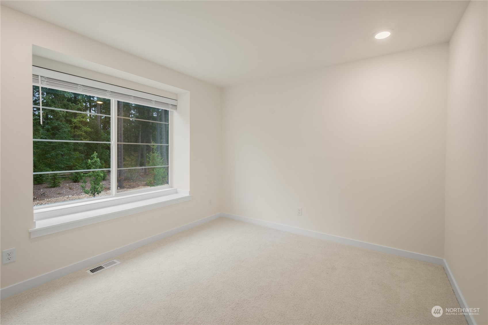 17519 Southeast 252 Place Covington, WA 98042 - Photo 19 of 25