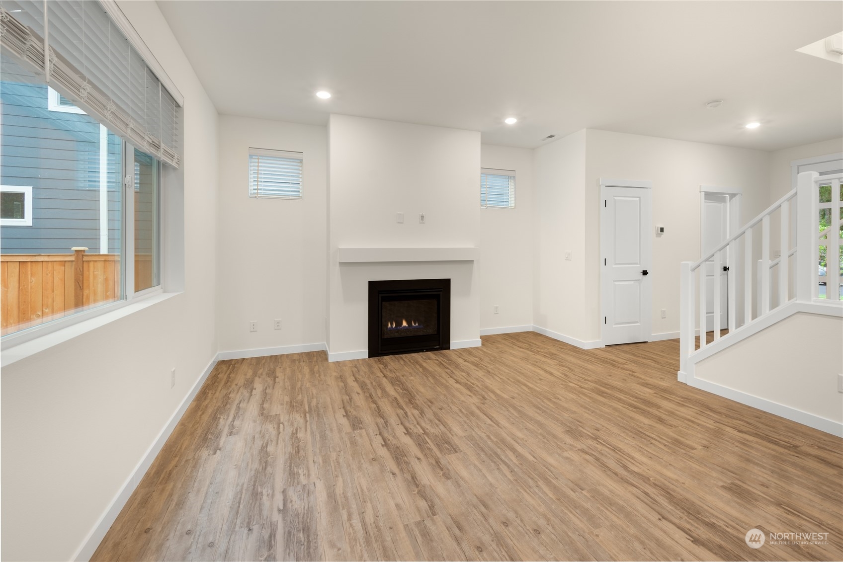 17519 Southeast 252 Place Covington, WA 98042 - Photo 4 of 25