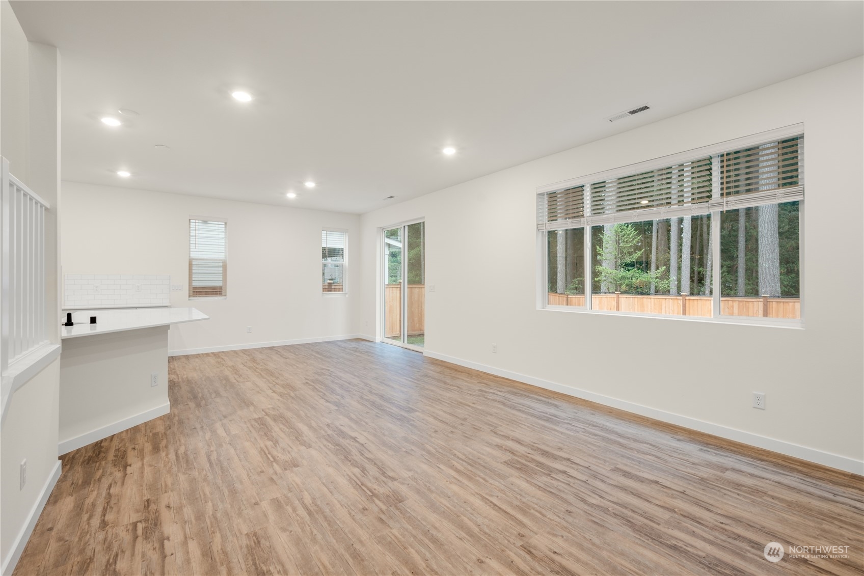 17519 Southeast 252 Place Covington, WA 98042 - Photo 6 of 25