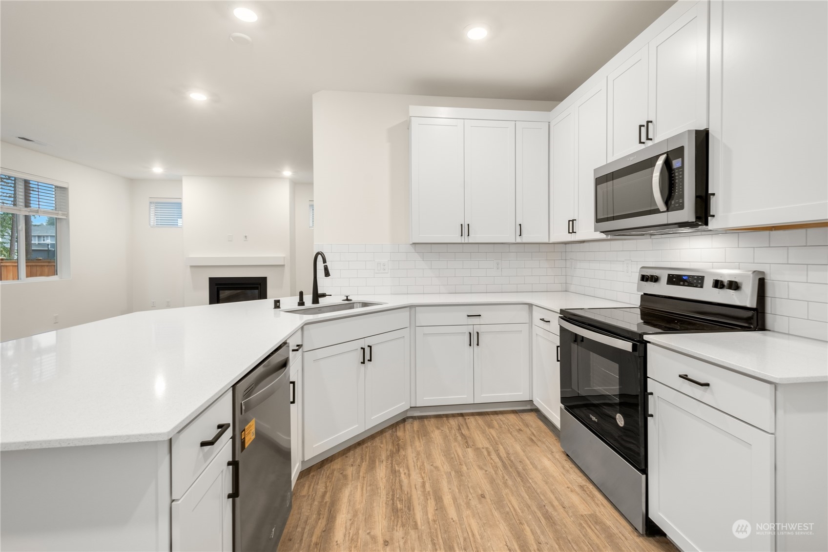 17519 Southeast 252 Place Covington, WA 98042 - Photo 9 of 25