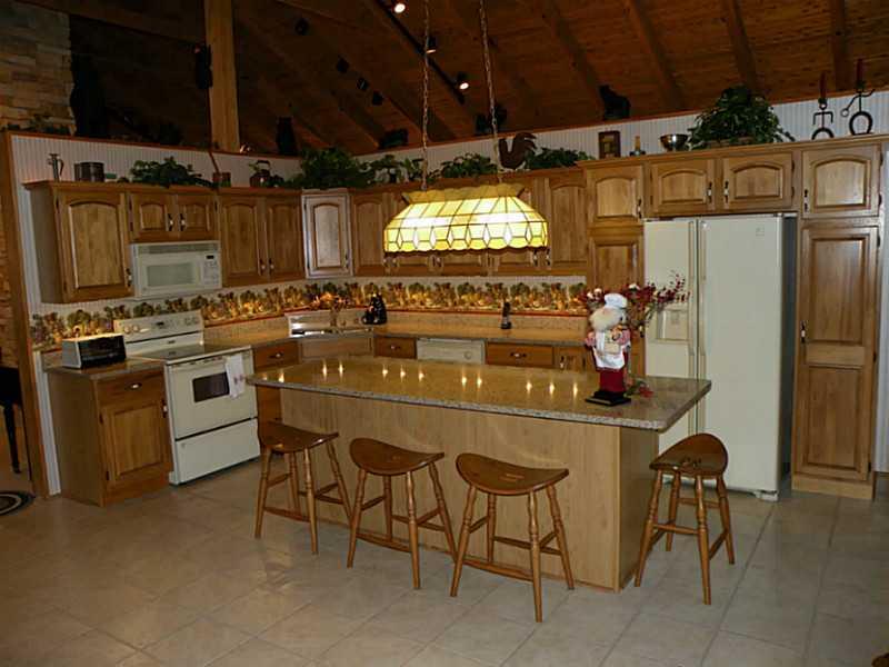 421 Golden Grove Road Economy, PA 15005 - Photo 8 of 25 Kitchen. 421 Golden Grove Road Kitchen