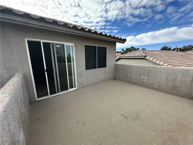 $2,850 | 2566 Golden Bay Court, Henderson, NV 89052