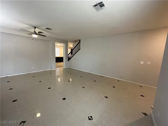 $2,850 | 2566 Golden Bay Court, Henderson, NV 89052