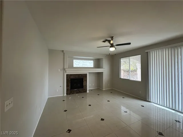 $2,850 | 2566 Golden Bay Court, Henderson, NV 89052