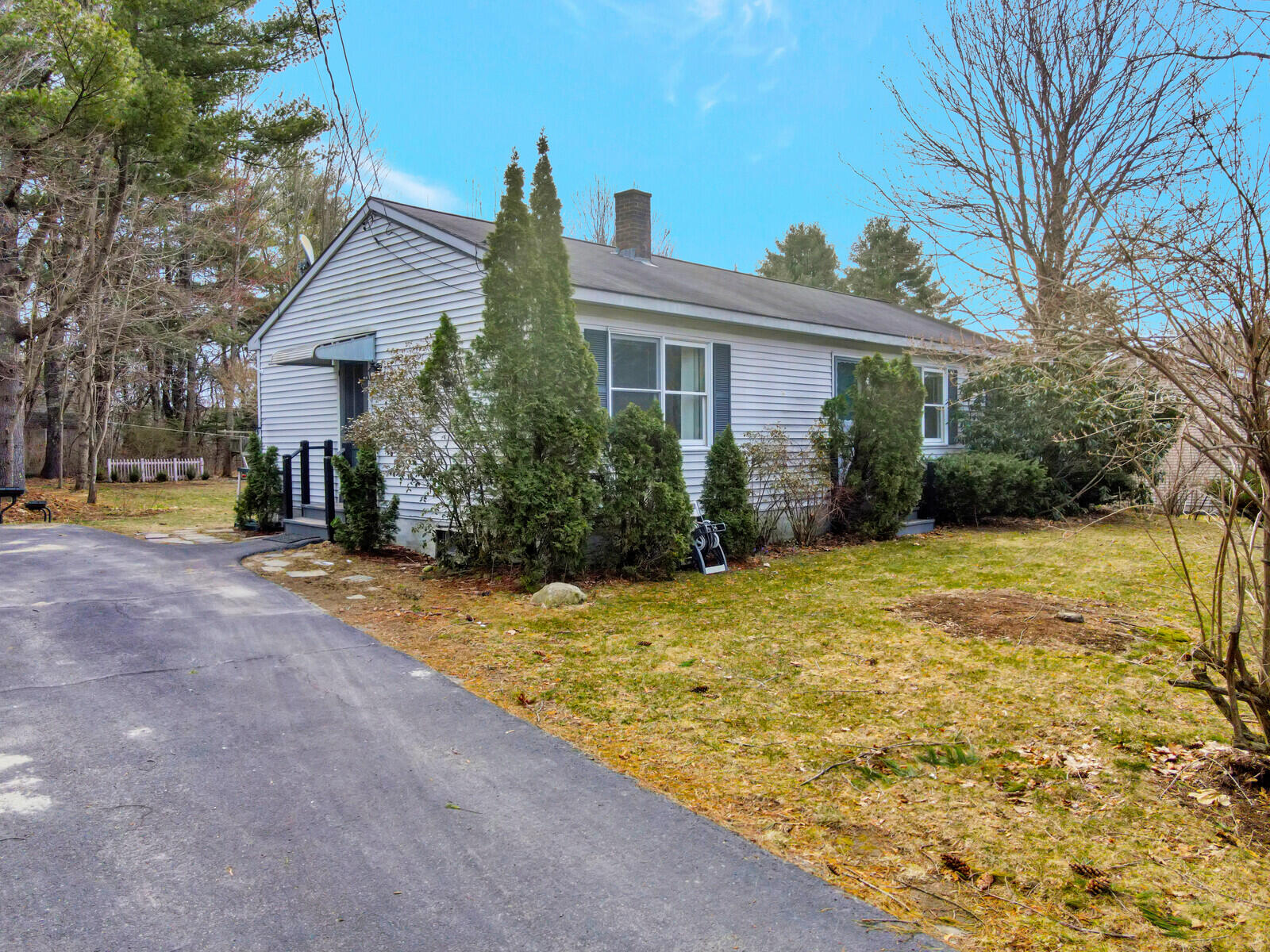 17 West Street Manchester, ME 04351 - Photo 4 of 47 04_DJI_0613_DxO_mls