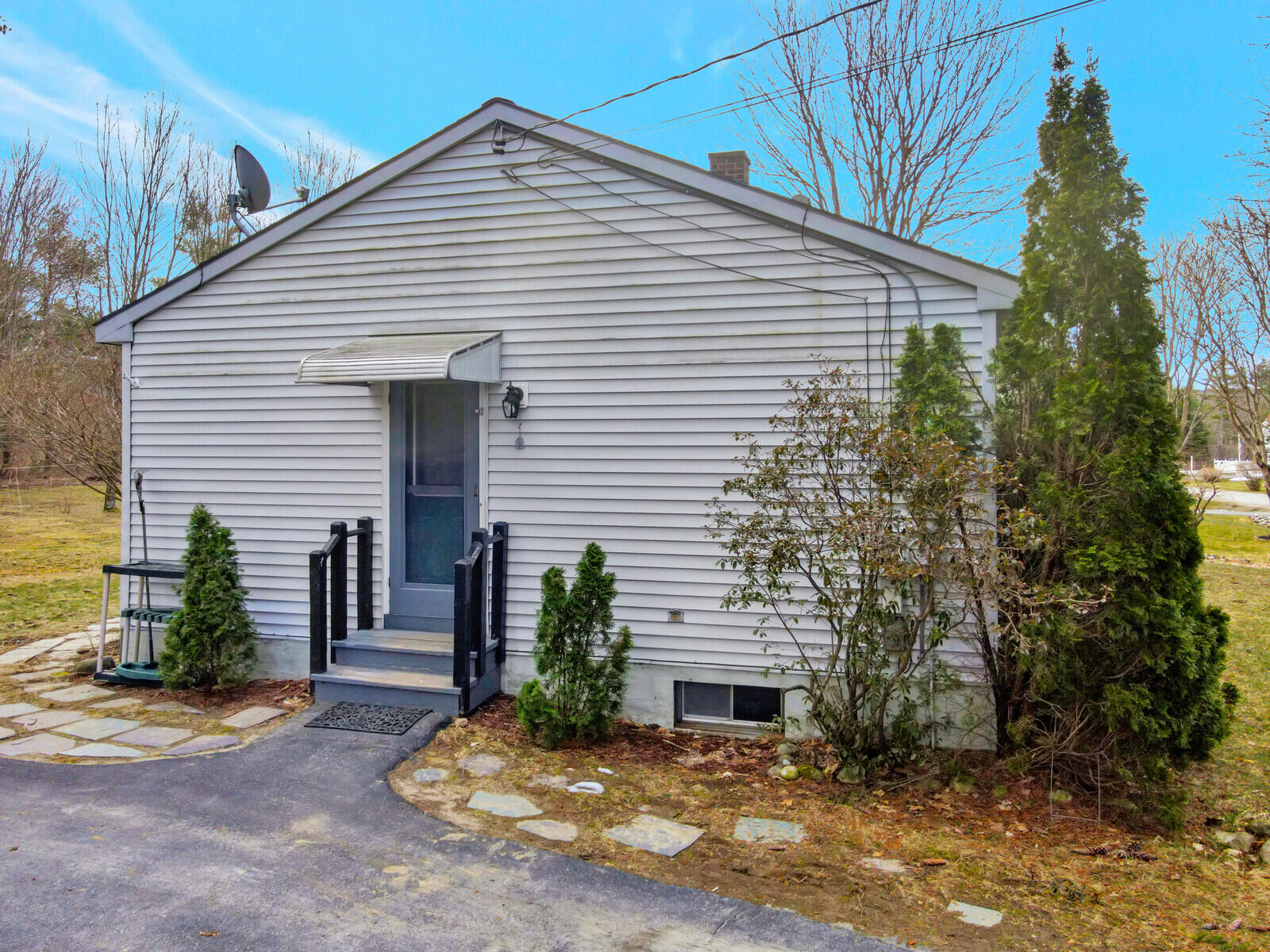 17 West Street Manchester, ME 04351 - Photo 5 of 47 05_DJI_0614_DxO_mls