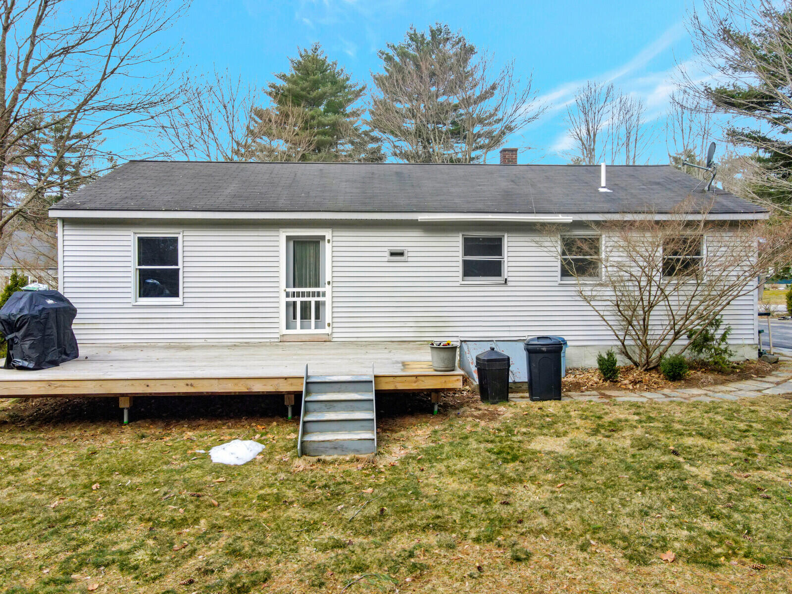 17 West Street Manchester, ME 04351 - Photo 10 of 47 10_DJI_0619_DxO_mls