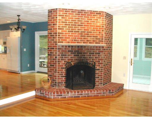 10 Hawk Ridge Road Andover, MA 01810 - Photo 3 of 15