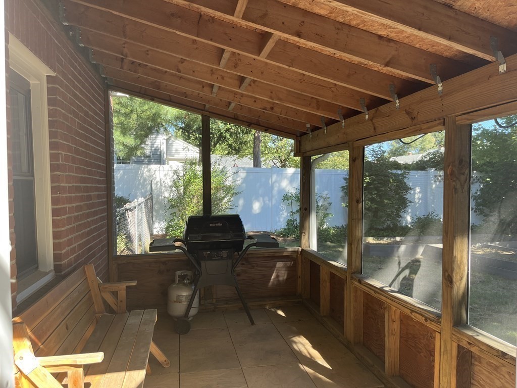 260 Plumtree Road Springfield, MA 01118 - Photo 18 of 25