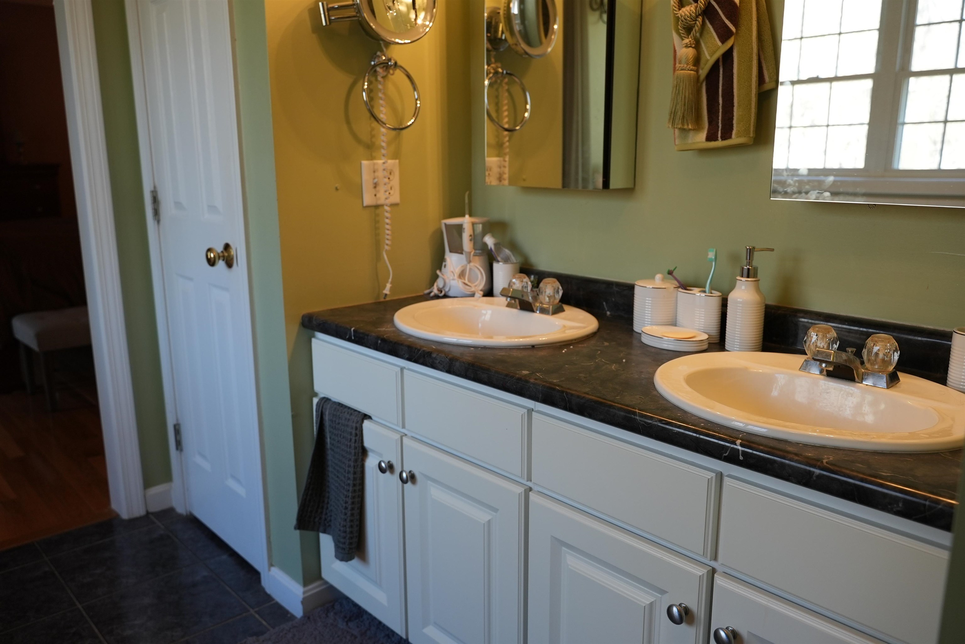 37 Whittier Road Merrimack, NH 03054 - Photo 23 of 35
