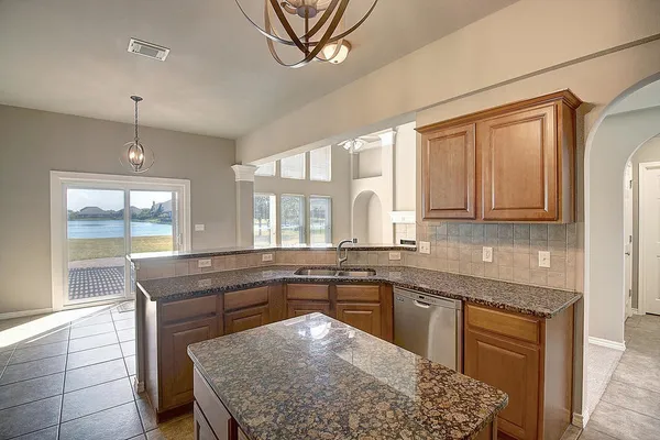 $2,750 | 7517 Vaquero Drive, Corpus Christi, TX 78414