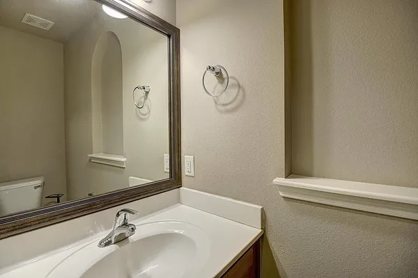 $2,750 | 7517 Vaquero Drive, Corpus Christi, TX 78414