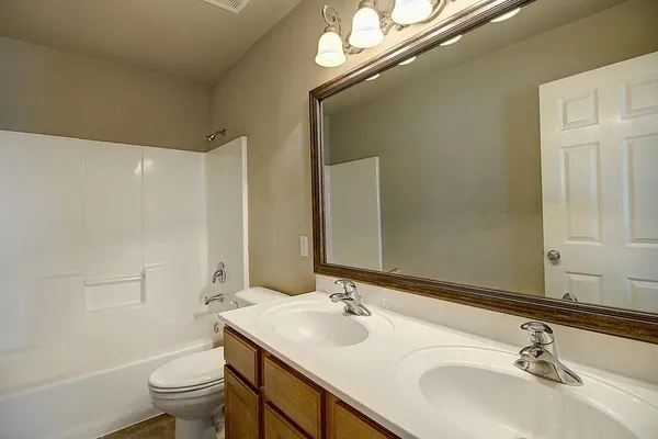 $2,750 | 7517 Vaquero Drive, Corpus Christi, TX 78414