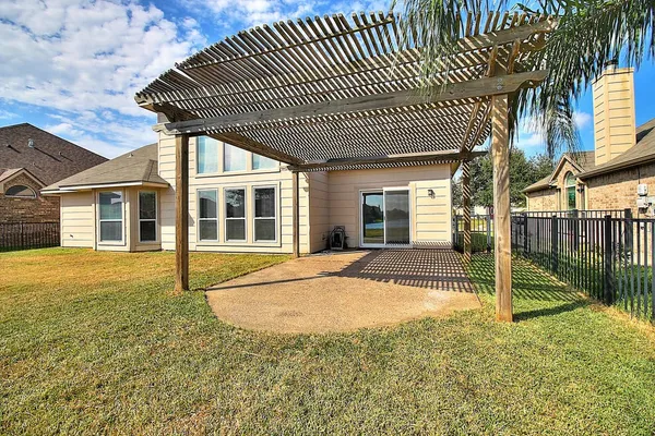 $2,750 | 7517 Vaquero Drive, Corpus Christi, TX 78414