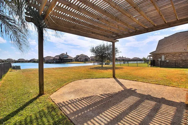 $2,650 | 7517 Vaquero Drive, Corpus Christi, TX 78414