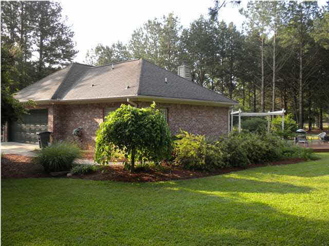 356 Stokes Road Flora, MS 39071 - Photo 3 of 24 Rear and side