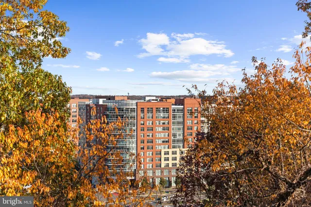 $2,199,000 | 600 29th Road South, Arlington, VA 22202