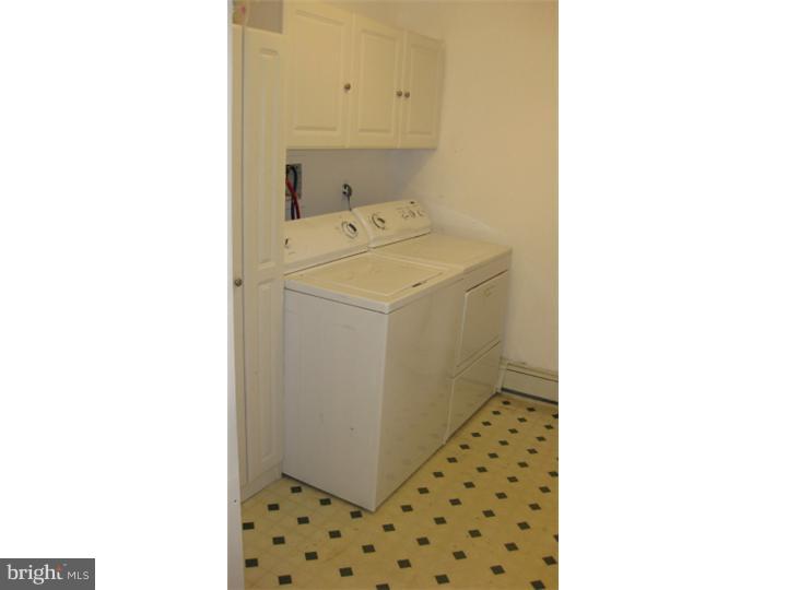 33 Quarry Road Levittown, PA 19057 - Photo 14 of 20 Laundry Room