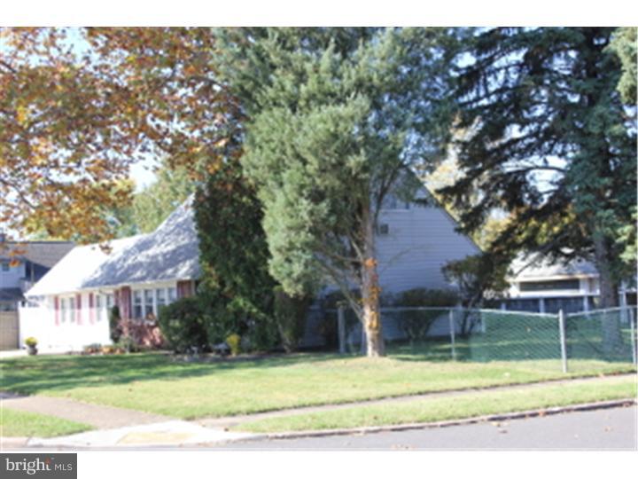 33 Quarry Road Levittown, PA 19057 - Photo 4 of 20 Exterior Side