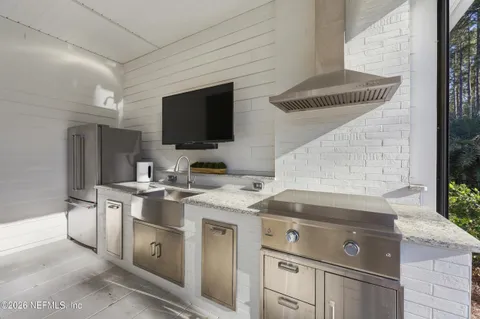 $1,250,000 | 201 Shinnecock Drive, St. Johns, FL 32259