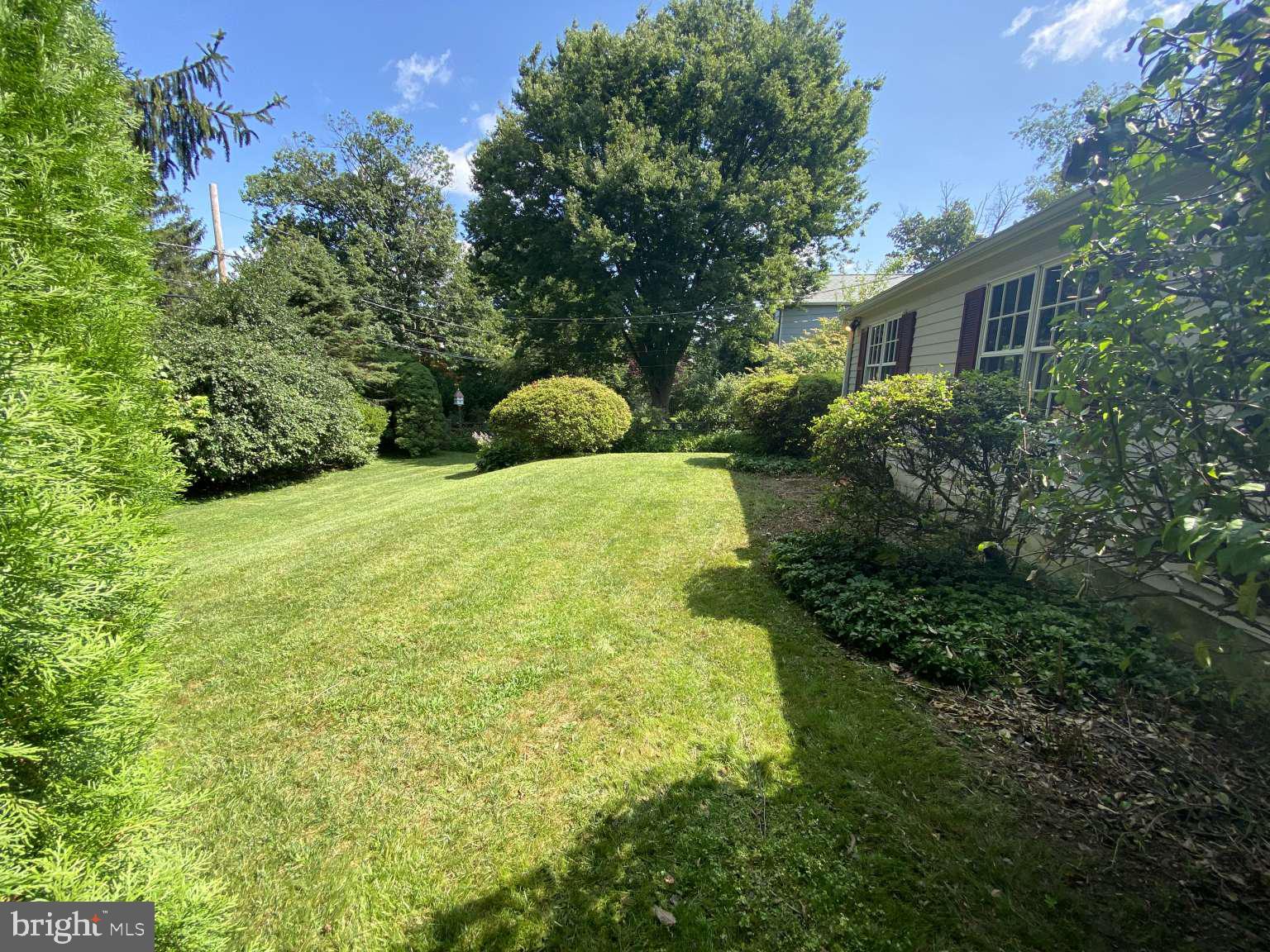3033 Edmonds Road Lafayette Hill, PA 19444 - Photo 19 of 21 Gallery Image 19