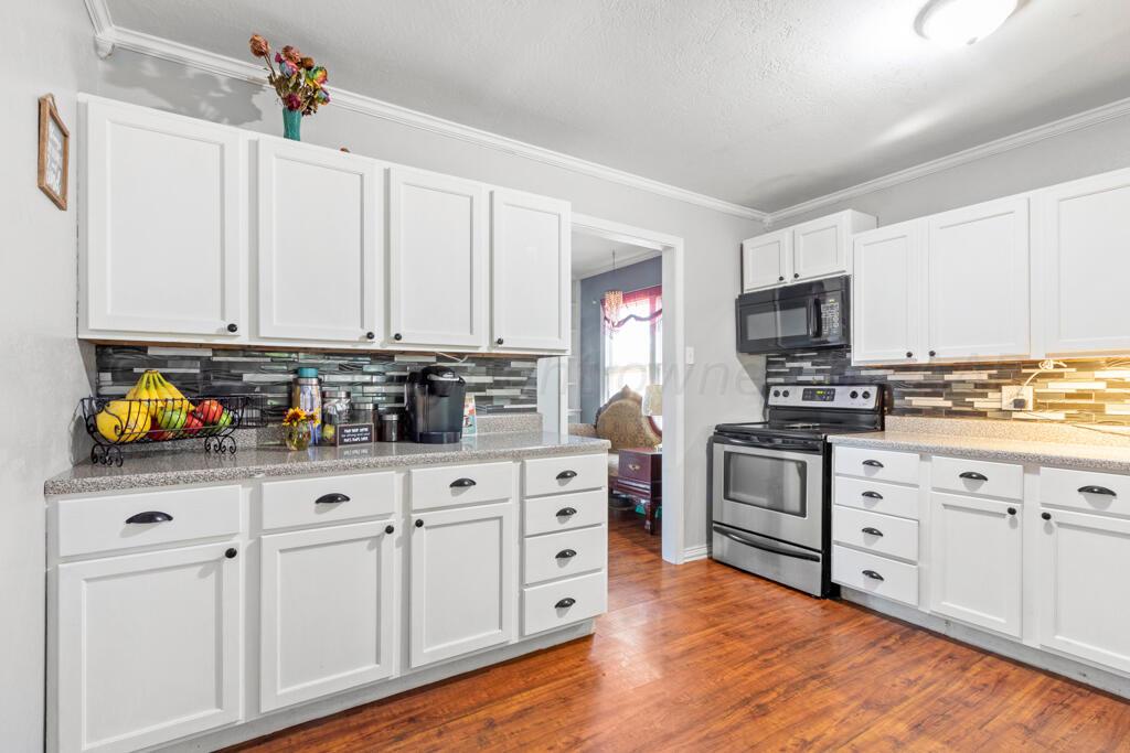 4319 South Lipscomb Street Amarillo, TX 79110 - Photo 12 of 41 Kitchen