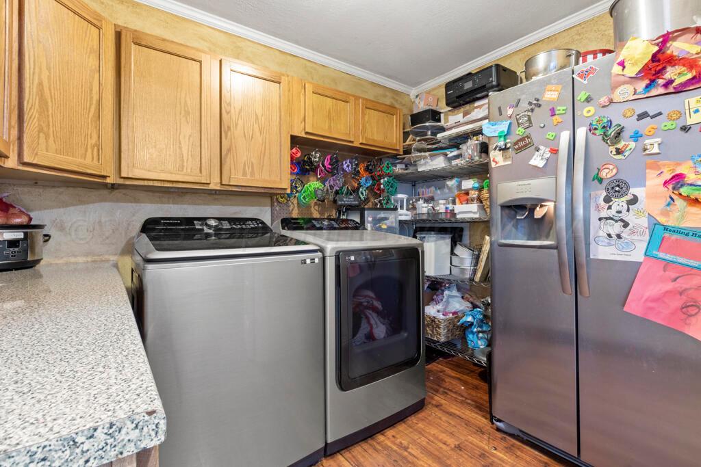 4319 South Lipscomb Street Amarillo, TX 79110 - Photo 16 of 41 Pantry/Utility Room